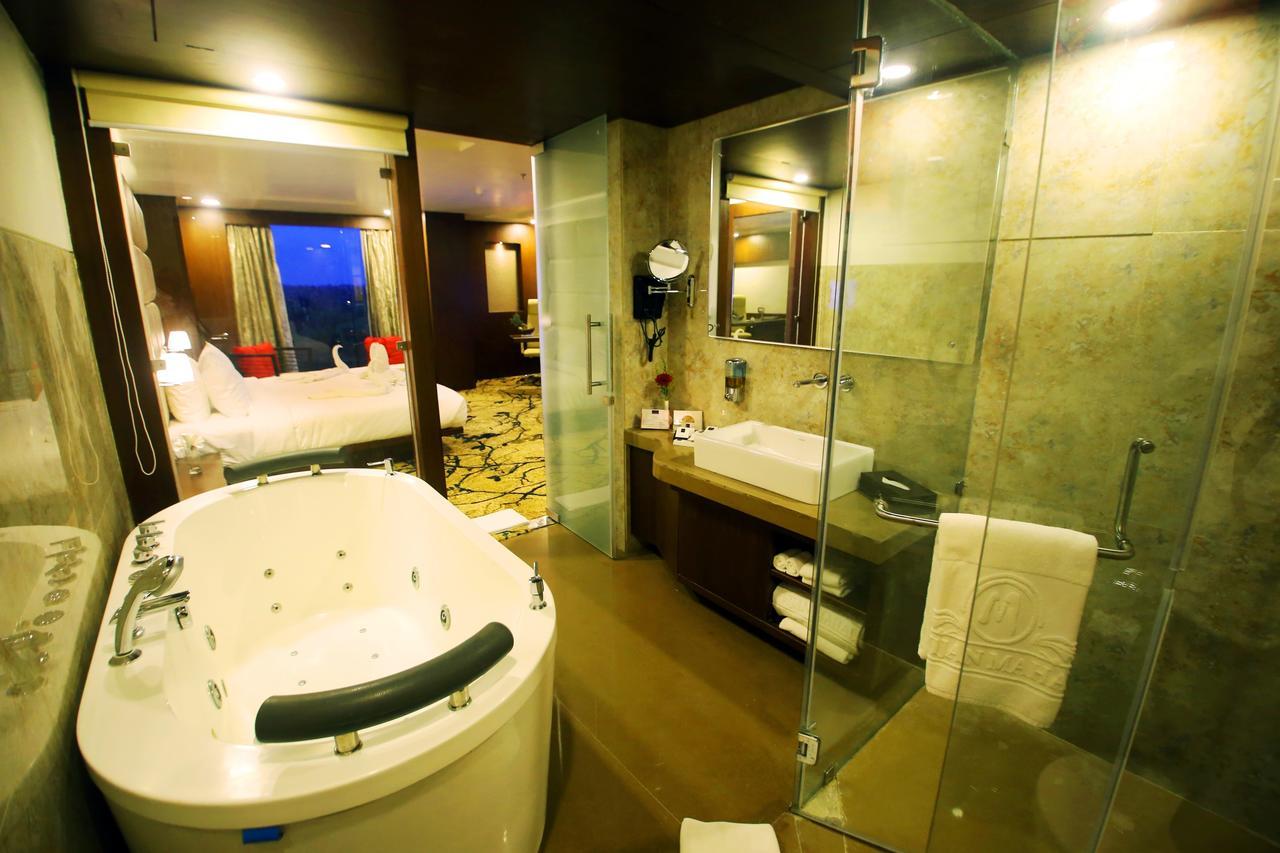 Hotel Vijan Mahal à Jabalpur Extérieur photo